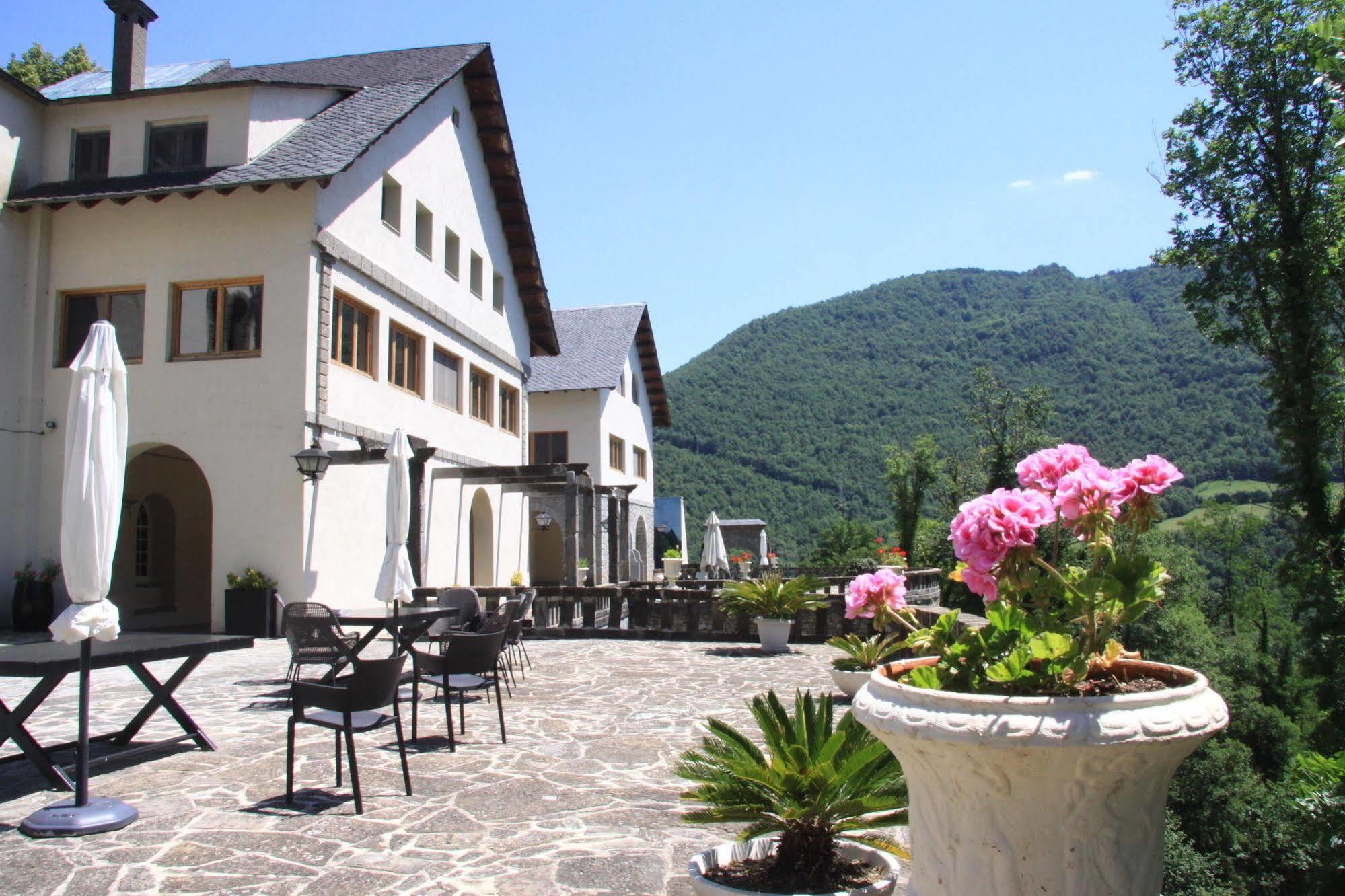 Angelats Hotel - A Signature Boutique Hotel & Restaurant Ribes De Freser Exterior foto